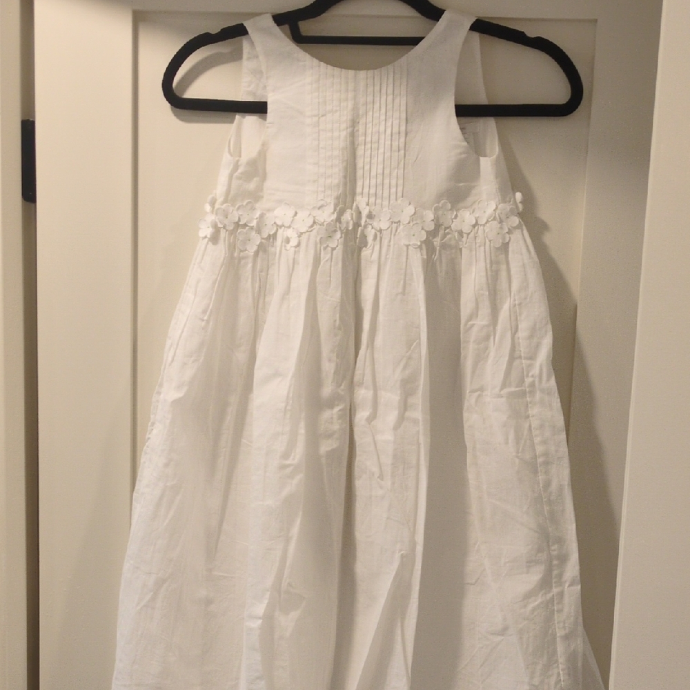 Elegant Girls White Sleeveless Dress with Floral Accents Jacadi Size 6